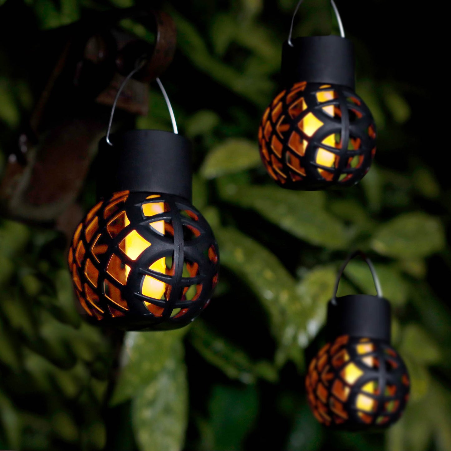 Solar Hanging Dancing Flame Lantern Light