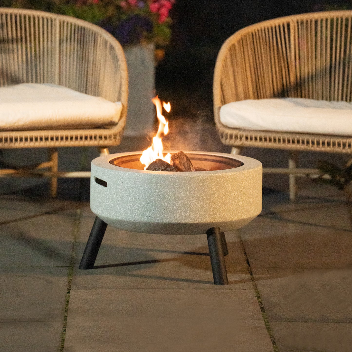 MGO Firepit, Table & BBQ