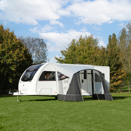 Helios 320 Sunshade Awning